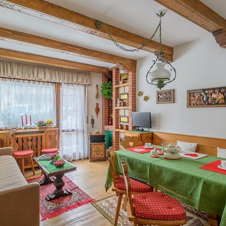Ca' Dello Scoiattolo Daire Cortina dʼAmpezzo Dış mekan fotoğraf