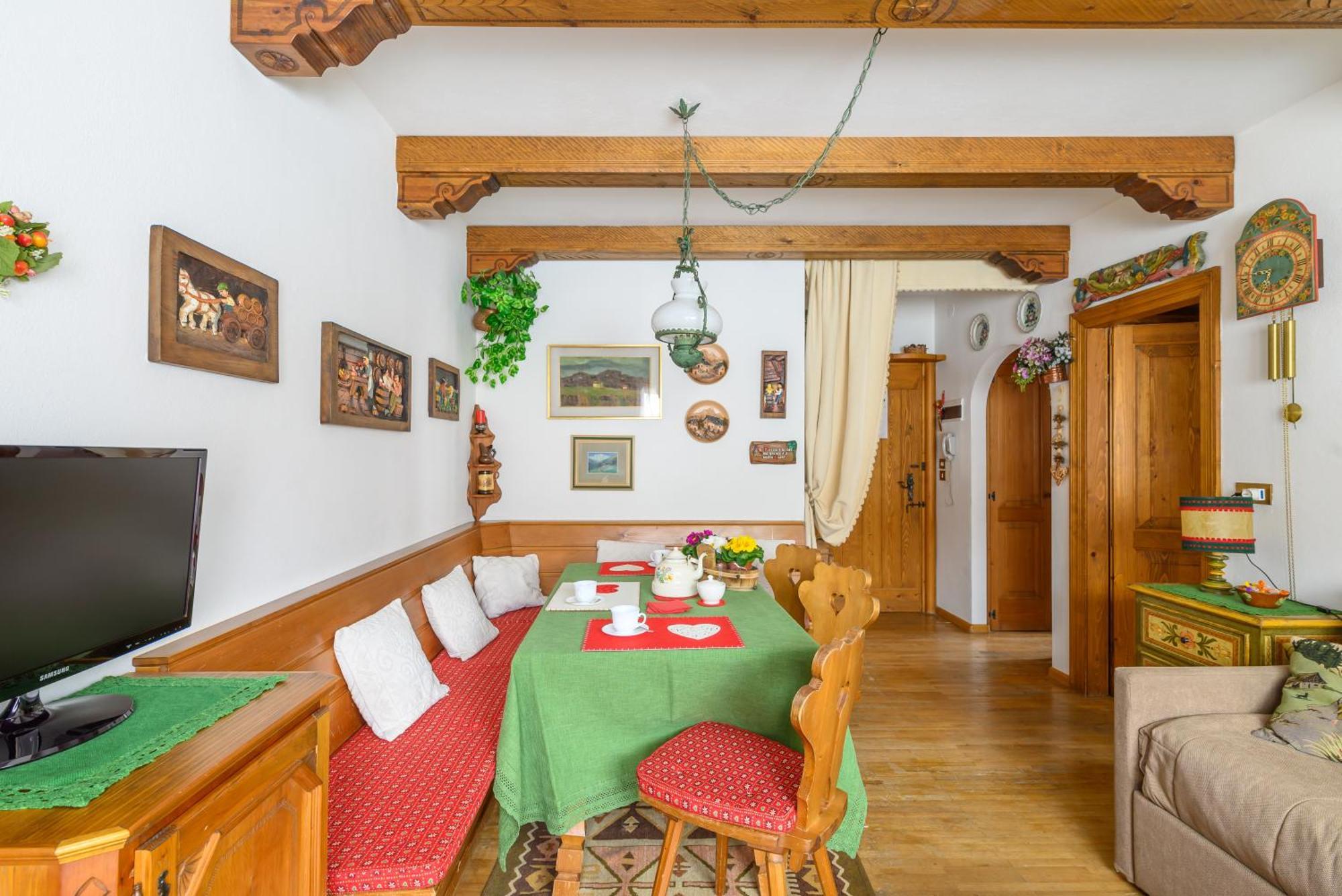 Ca' Dello Scoiattolo Daire Cortina dʼAmpezzo Dış mekan fotoğraf
